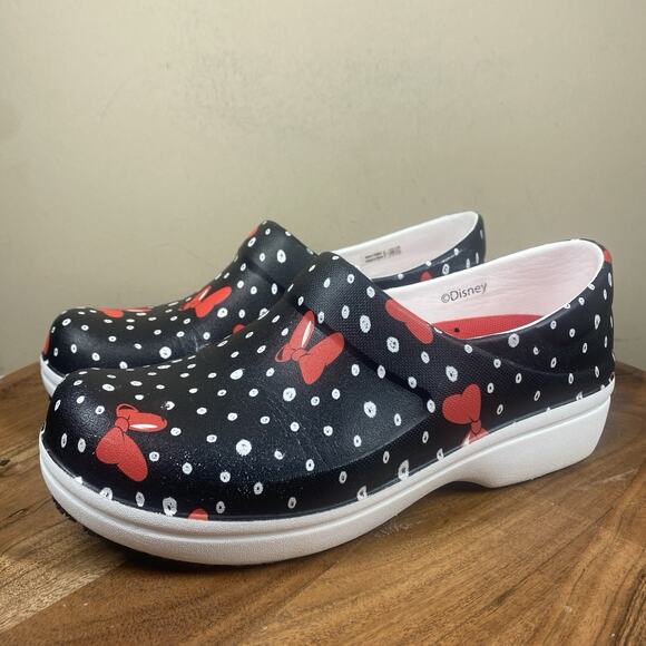 Crocs Minnie Mouse Neria Pro II Womens Black Red Size 7 Disney Clogs Shoes - Picture 2 of 10